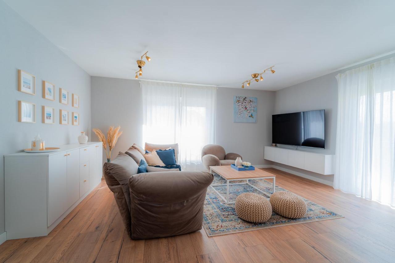 Luxury Apartment Laluna Kamen Exterior photo